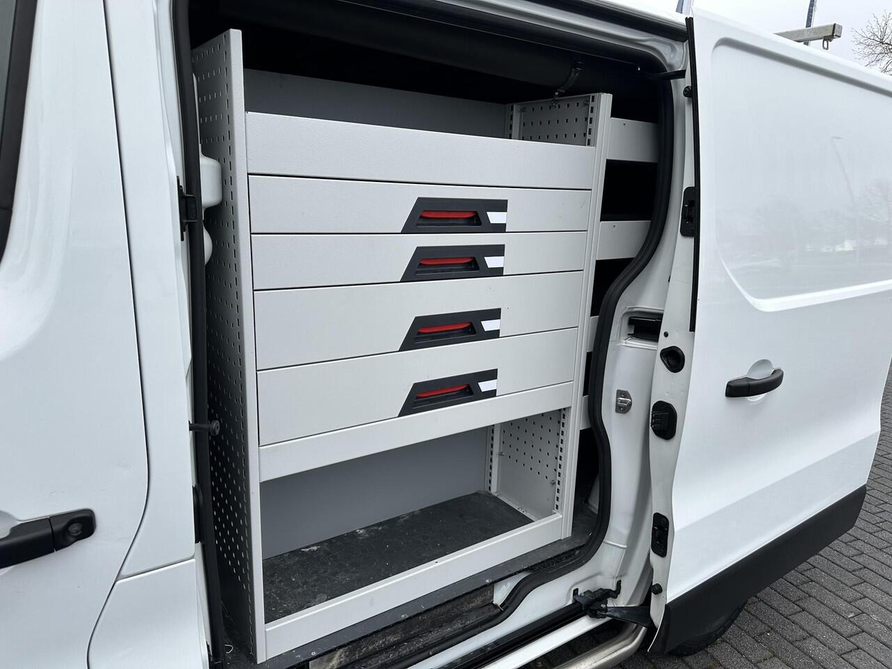 Renault TRAFIC 1.6 dCi L1H1*INRICHTING*A/C*NAVI*CRUISE*TEL*3-ZITS