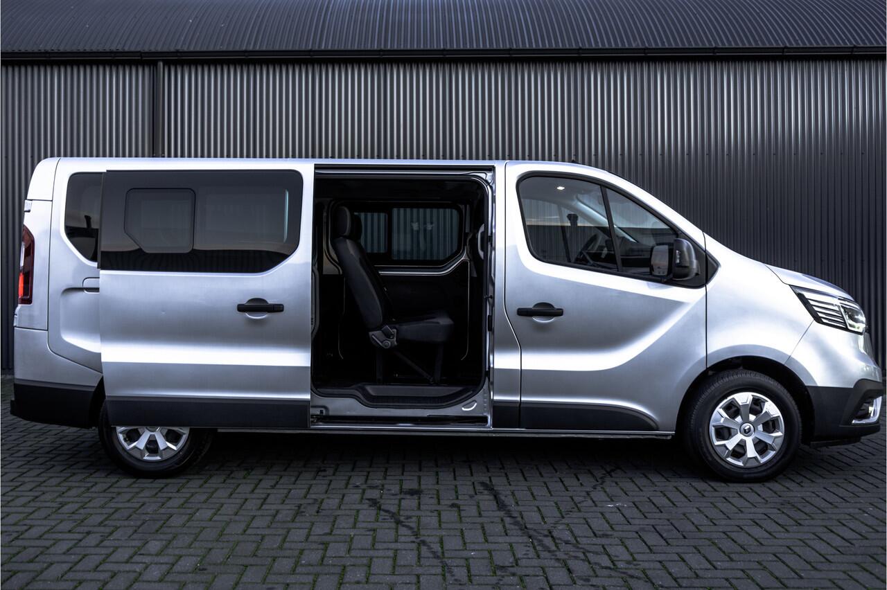 Renault TRAFIC Blue dCi 150PK | L2H1 | 9-Zits | IN BPM/BTW | LED | Canera | Navi | Zijschuifdeur R+L | Cruise | Airco | PDC | Euro 6