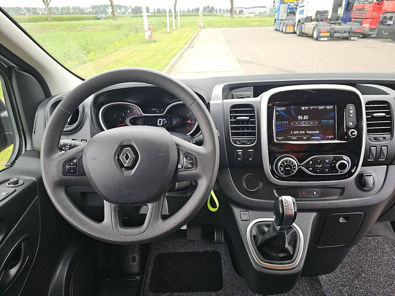 Renault TRAFIC 2.0 dCi 145 T29 L2H1 DC Comfort Airco Automaat Navi Sidebars Euro6 145Pk NAP 1e Eigenaar!