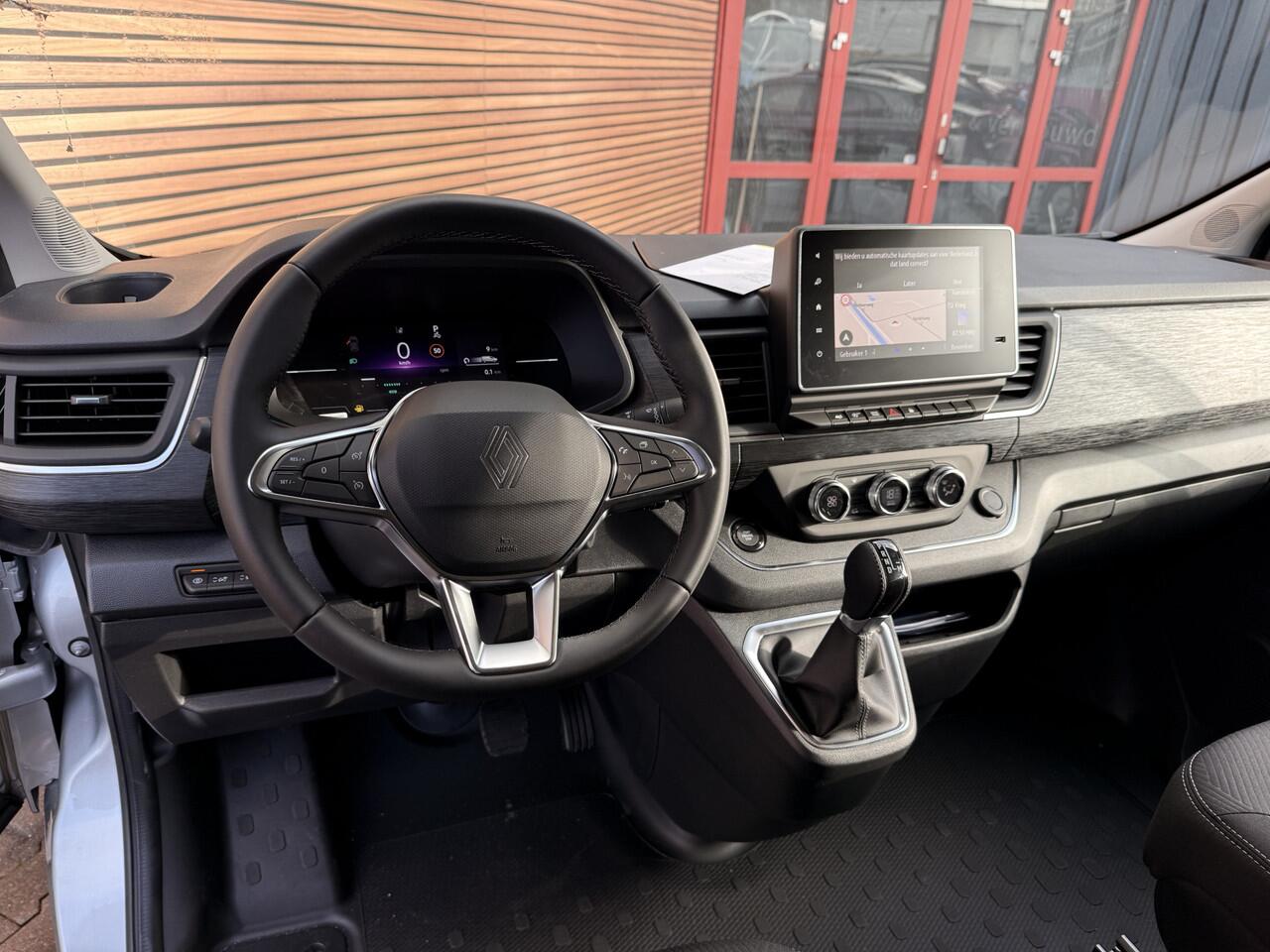 Renault TRAFIC 2.0 Blue dCi EDC 170 T29 L2H1 Extra DC Dubbele Schuifdeur / Betimmering / Trekhaak / Navi / Cruise / Camera