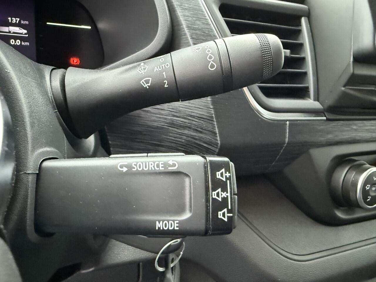 Renault TRAFIC 2.0 dCi 170 T29 L2H1 COMFORT Handgeschakeld BPM VRIJ