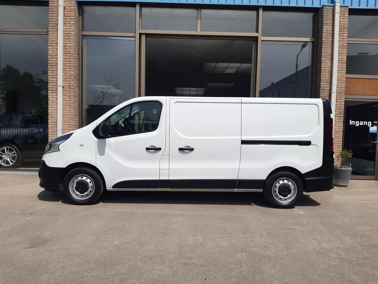 Renault TRAFIC 2.0 dCi 107Kw/145 Pk L&R Schuifdeur L2 Airco Achteruitrijcamera PDC Trekhaak
