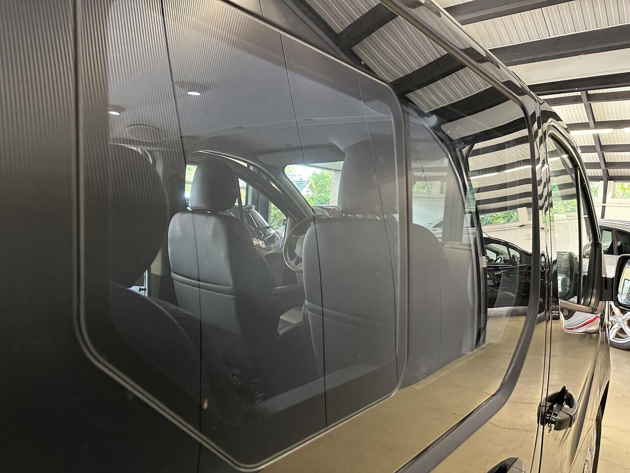 Renault TRAFIC 1.6 dCi T29 L2H1 Dubbele cabine | Limited