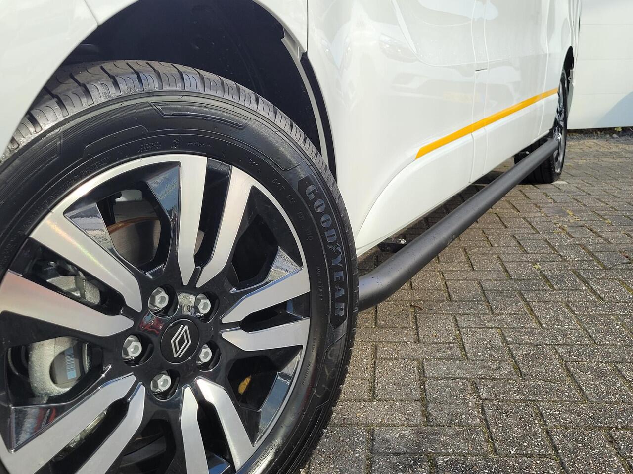 Renault TRAFIC GB L2 H1 T30 dCi 150 EDC Automaat Anniversary | Automaat | Camera | Navigatie