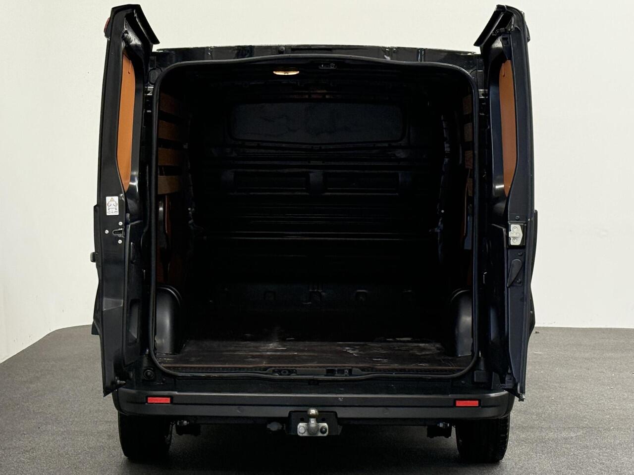 Renault TRAFIC 2.0 Blue dCi 150PK T30 L2H1 Advance Automaat Airco Bluetooth Camera Cruise PDC Trekhaak