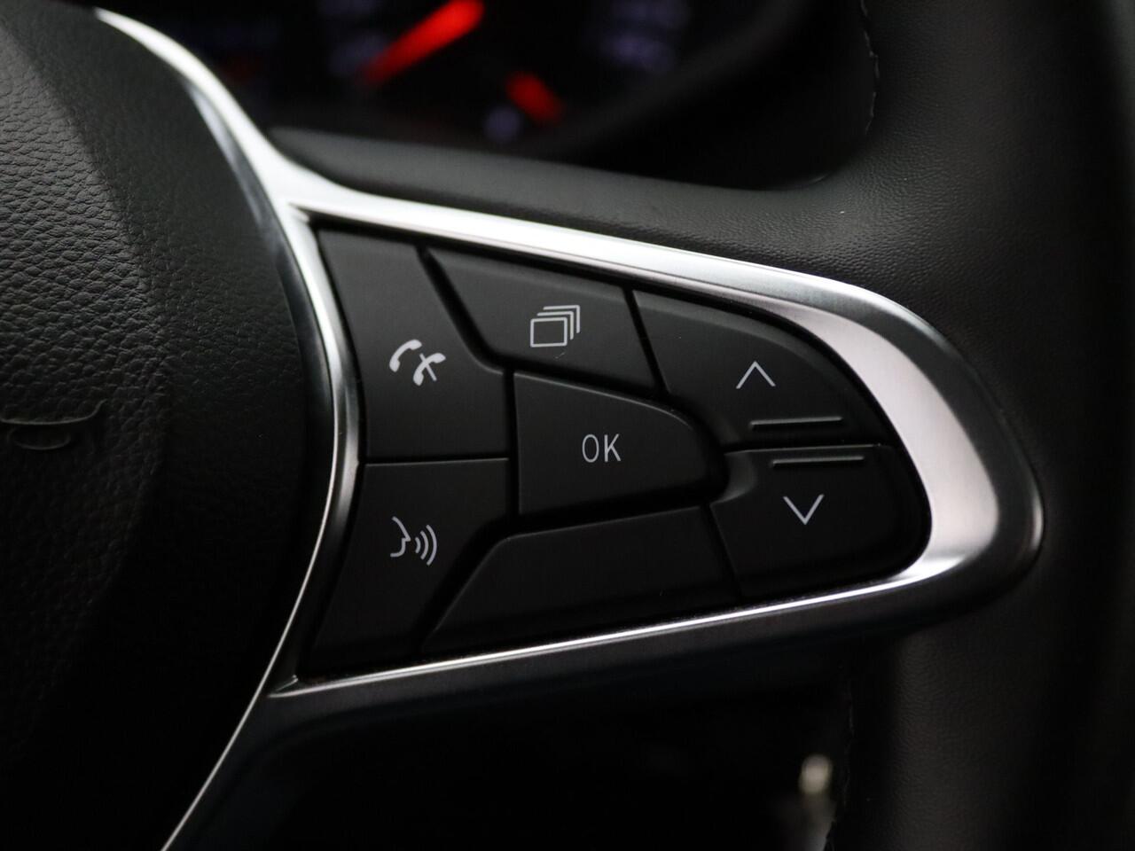 Renault TRAFIC 2.0 dCi 130 T29 L2H1 DC Work Edition Camera | Cruise | Navi | Parkeersens. v+a | Trekhaak