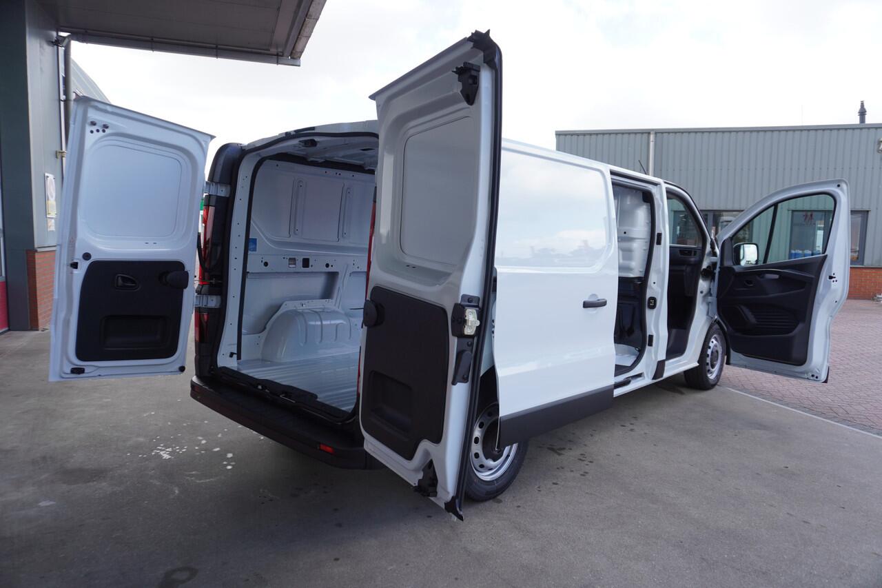 Renault TRAFIC 2.0 Blue dC1 150PK T30 L2H1 Nr. V132 | Airco | Cruise | Navi | Camera