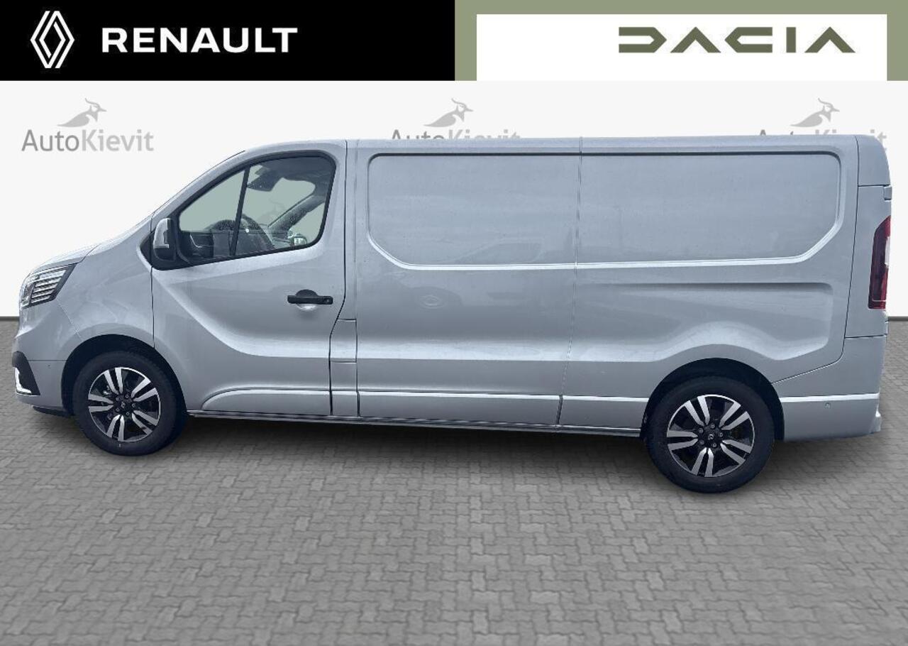 Renault TRAFIC 2.0 Blue dC1 150 T30 L2H1 Extra - Reservewiel / Alarm / 17\" lichtmetalen velgen 'Avens Noir Diamantée' in aluminium en zwart,Houten laadvloer