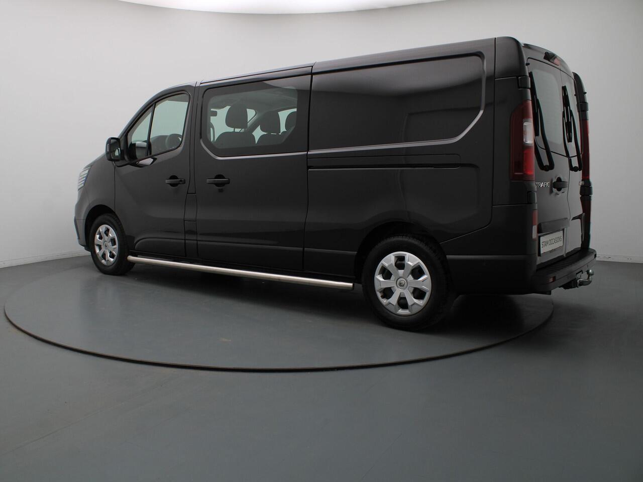 Renault TRAFIC 2.0 dCi 130 T29 L2H1 DC Work Edition Camera | Cruise | Navi | Parkeersens. v+a | Trekhaak