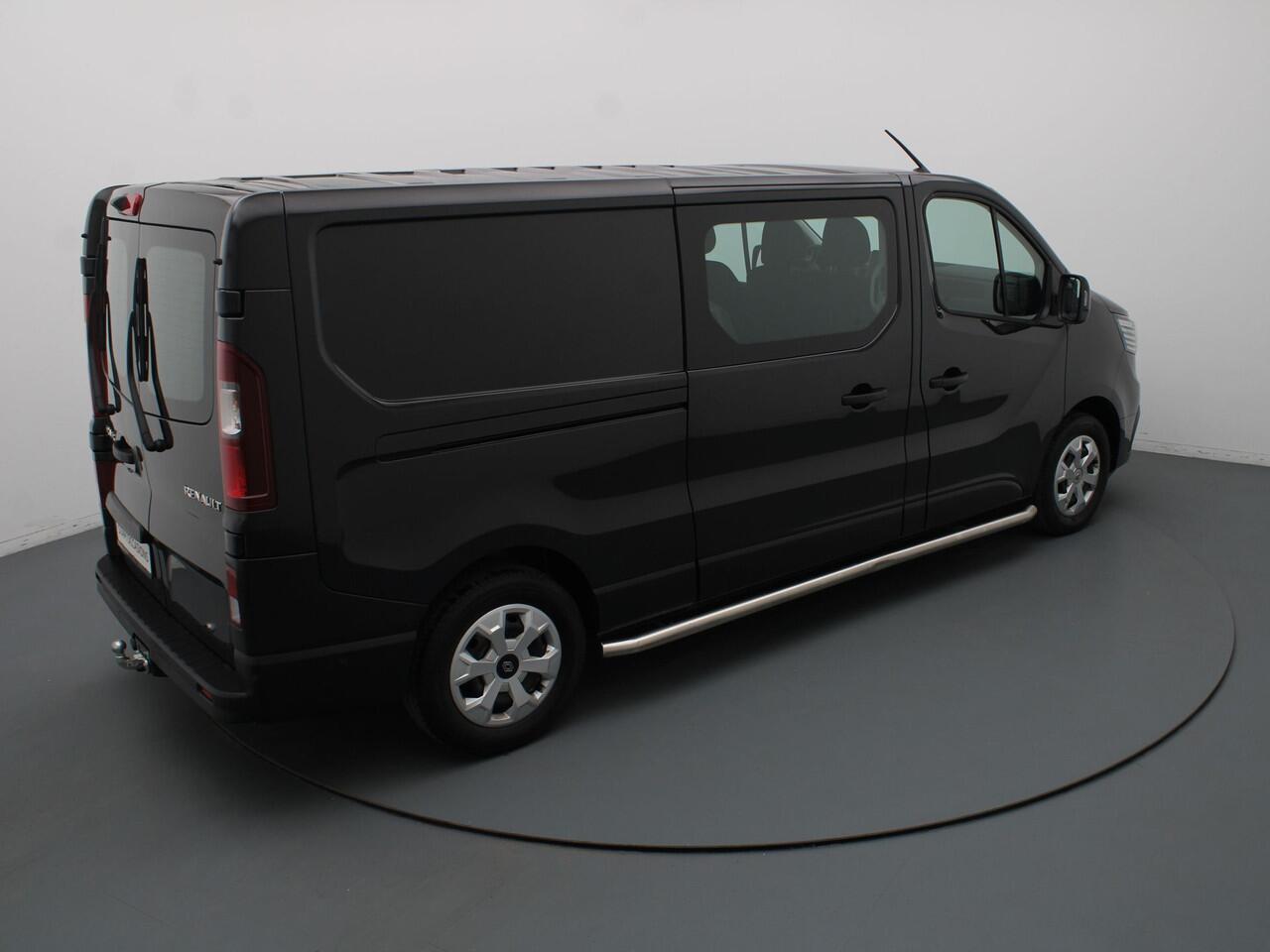 Renault TRAFIC 2.0 dCi 130 T29 L2H1 DC Work Edition Camera | Cruise | Navi | Parkeersens. v+a | Trekhaak