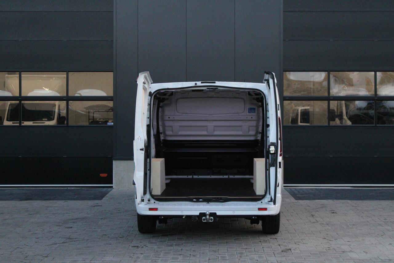 Renault TRAFIC 2.0 Blue dCi 170 T30 L2H1 Extra 170pk - 2x Schuifdeur - Betimmering - Stoelverwarming - Trekhaak - Camera - LED - Blind Spot - Rijklaar