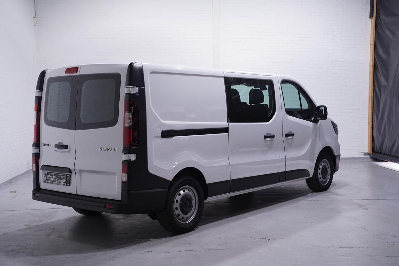 Renault TRAFIC 2.0 Blue dCi 130 pk Dubbel Cabine 6p Apple Carplay Airco, Cruise Control, LED Koplampen, PDC achter, Vastzetsysteem