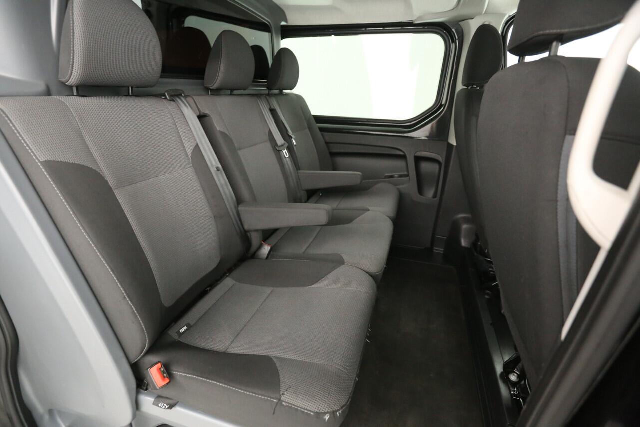 Renault TRAFIC 2.0 dCi T29 L2H1 | Dubbele Cabine | Airco | Cruise | Trekh. | Navi | Parkeersens. | Imperiaal