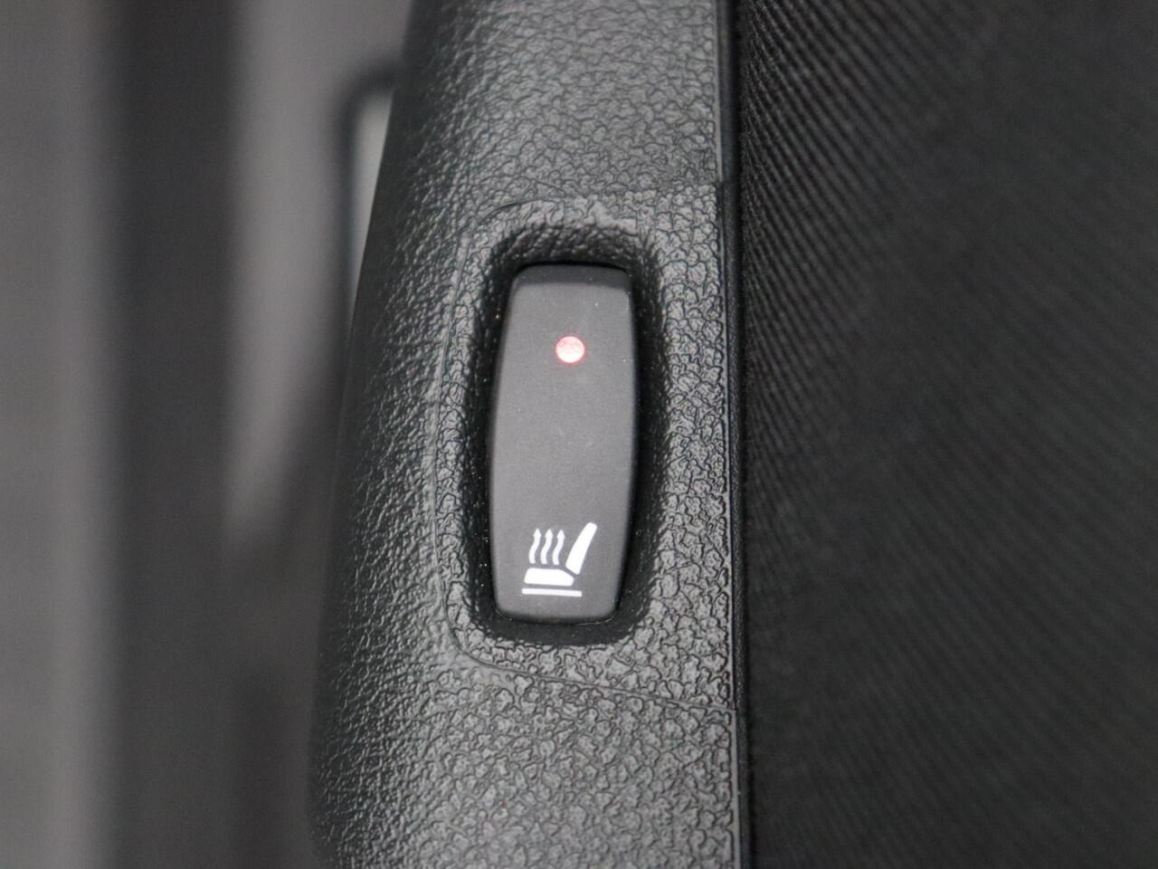 Renault TRAFIC 2.0 Blue dCi 150 EDC T30 L2H1 Extra | Anniversary | Sidebars | Zwarte logo's | Glasslook |