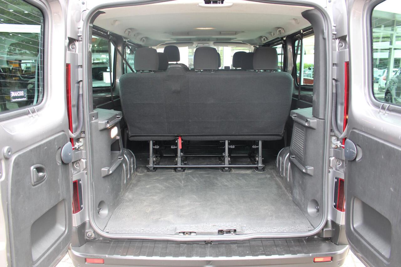 Renault TRAFIC Passenger 2.0 dCi 120 Grand Zen 9-PERSOONS | Ledverlichting | Airconditioning | Cruise control | Navigatiesysteem | Trekhaak | All Season banden | INCL. BTW/BPM