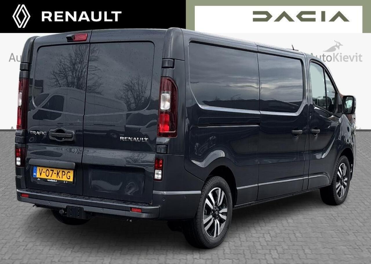 Renault TRAFIC 2.0 Blue dCi 170 EDC T30 L2H1 Extra - Alarm / Trekhaak / Houten laadvloer / Zijschuifdeur links zonder ruit / 17" lichtmetalen velgen / Reservewiel