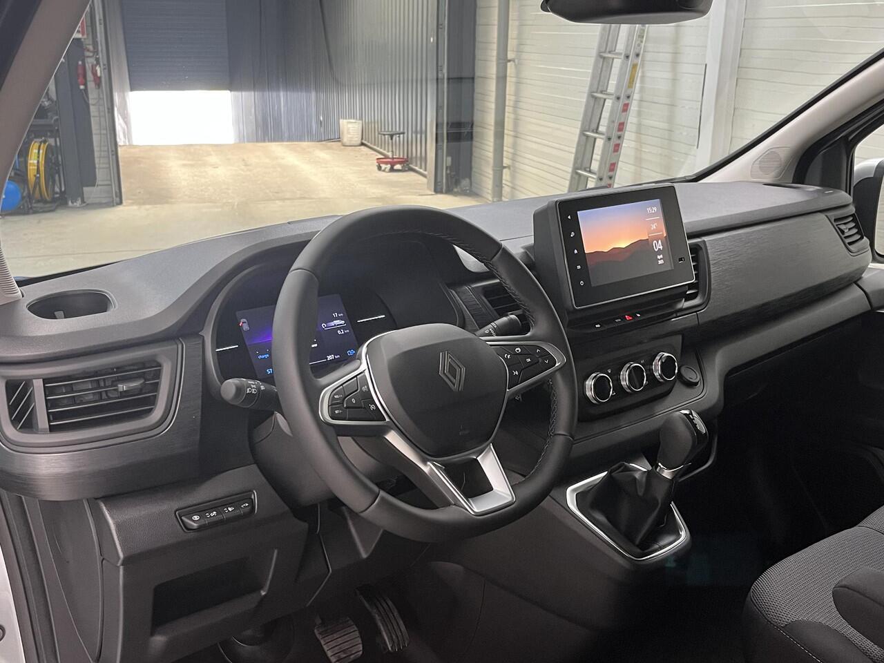 Renault TRAFIC E-Tech T29 L2H1 Advance 52 kWh / 3 Zitplaatsen / Achteruitrijcamera / Parkeersensoren Voor & Achter / Uit Voorraad Leverbaar / Apple Carplay/Android Auto /