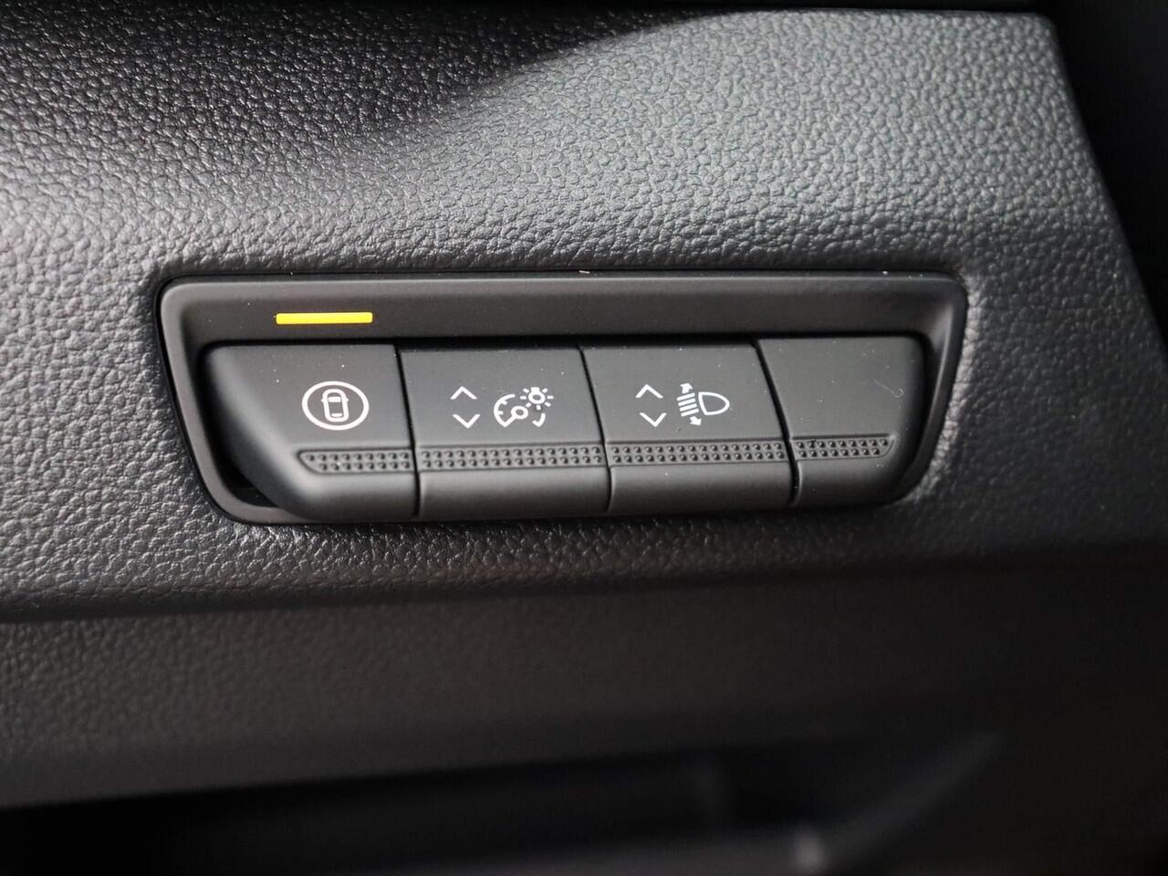 Renault TRAFIC 2.0 Blue dCi 130 T30 L2H1 Advance Navigatie, betimmering, automatische airconditioning Uit voorraad leverbaar!