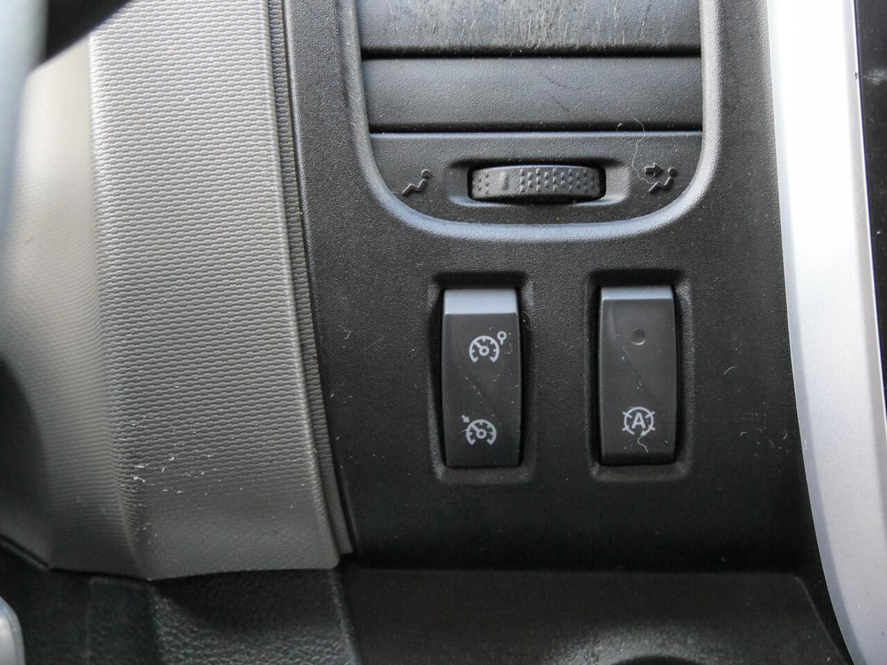 Renault TRAFIC 1.6 dCi T29 125PK L2H1 Work Edition | LEDER | CAMERA | CRUISE CONTROL | PDC |