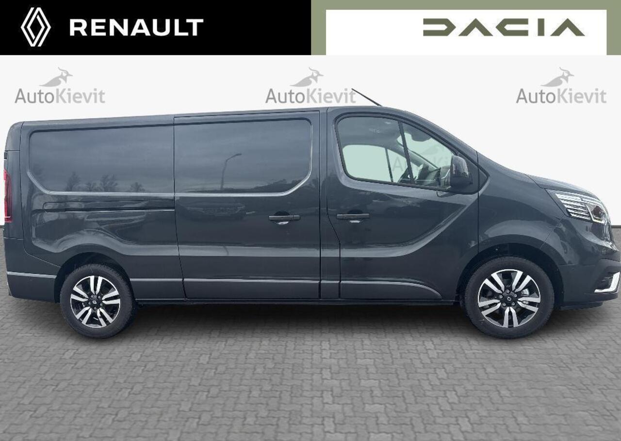 Renault TRAFIC 2.0 Blue dC1 150 T30 L2H1 Extra - Reservewiel / Alarm / 17\" lichtmetalen velgen 'Avens Noir Diamantée' in aluminium en zwart,Houten laadvloer