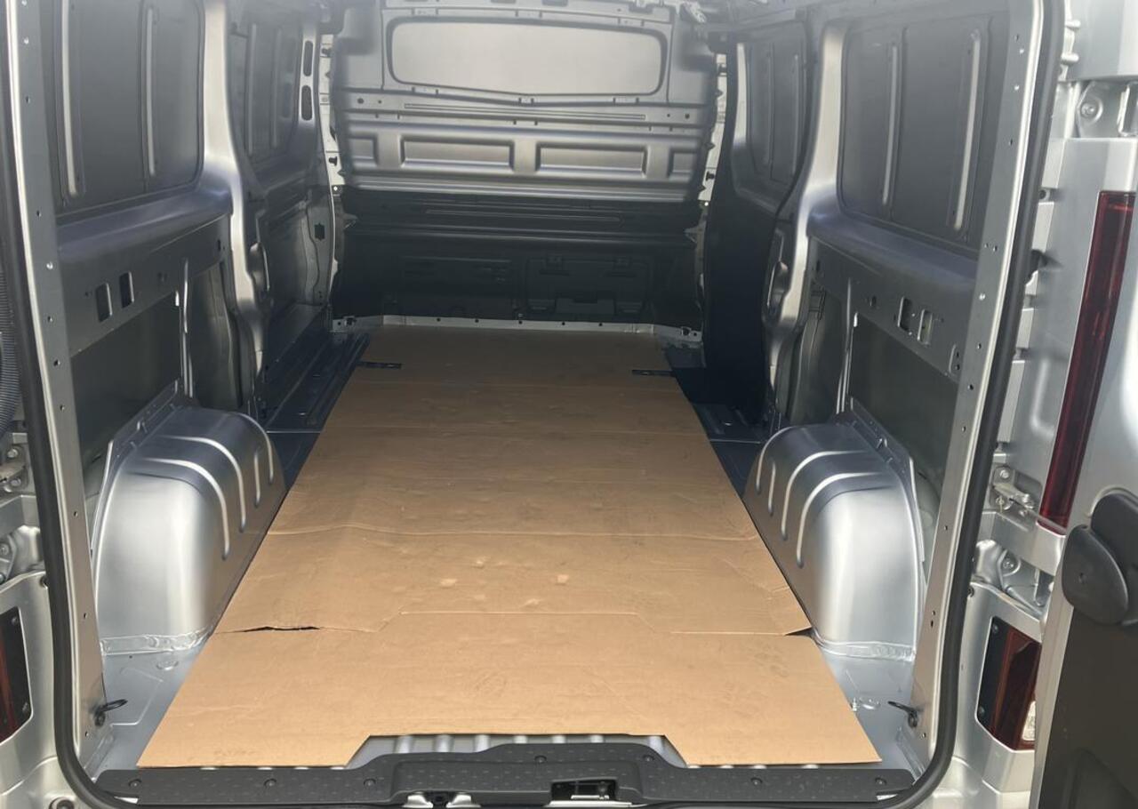 Renault TRAFIC 2.0 Blue dC1 150 EDC T30 L2H1 Extra - 125th Anniversary - Alarm / Trekhaak / Reservewiel