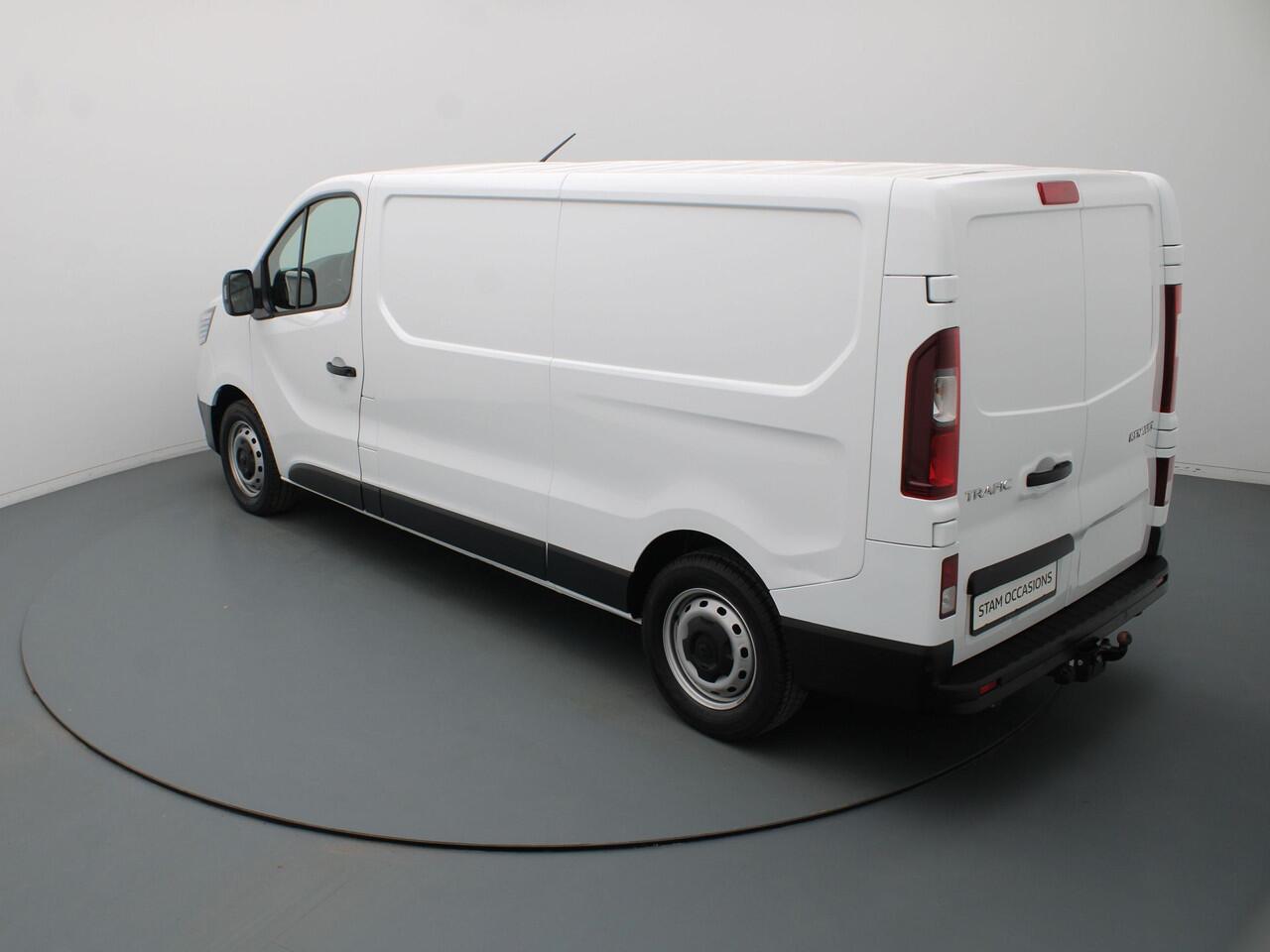 Renault TRAFIC dCi 110pk T30 L2H1 Comfort Climate | Leder | Parkeersensoren A. | Trekhaak
