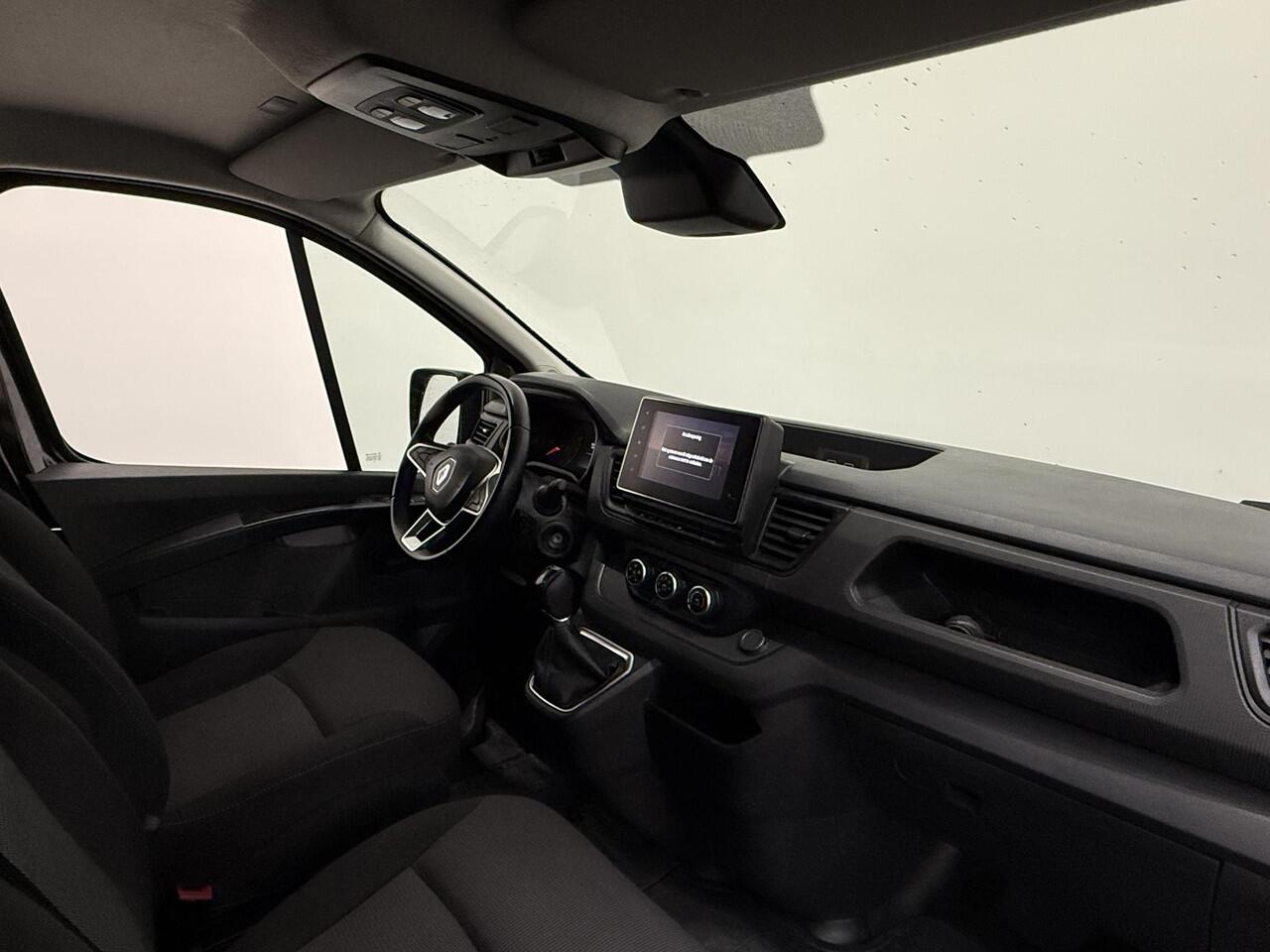 Renault TRAFIC 2.0 Blue dCi 150PK T30 L2H1 Advance Automaat Airco Bluetooth Camera Cruise PDC Trekhaak