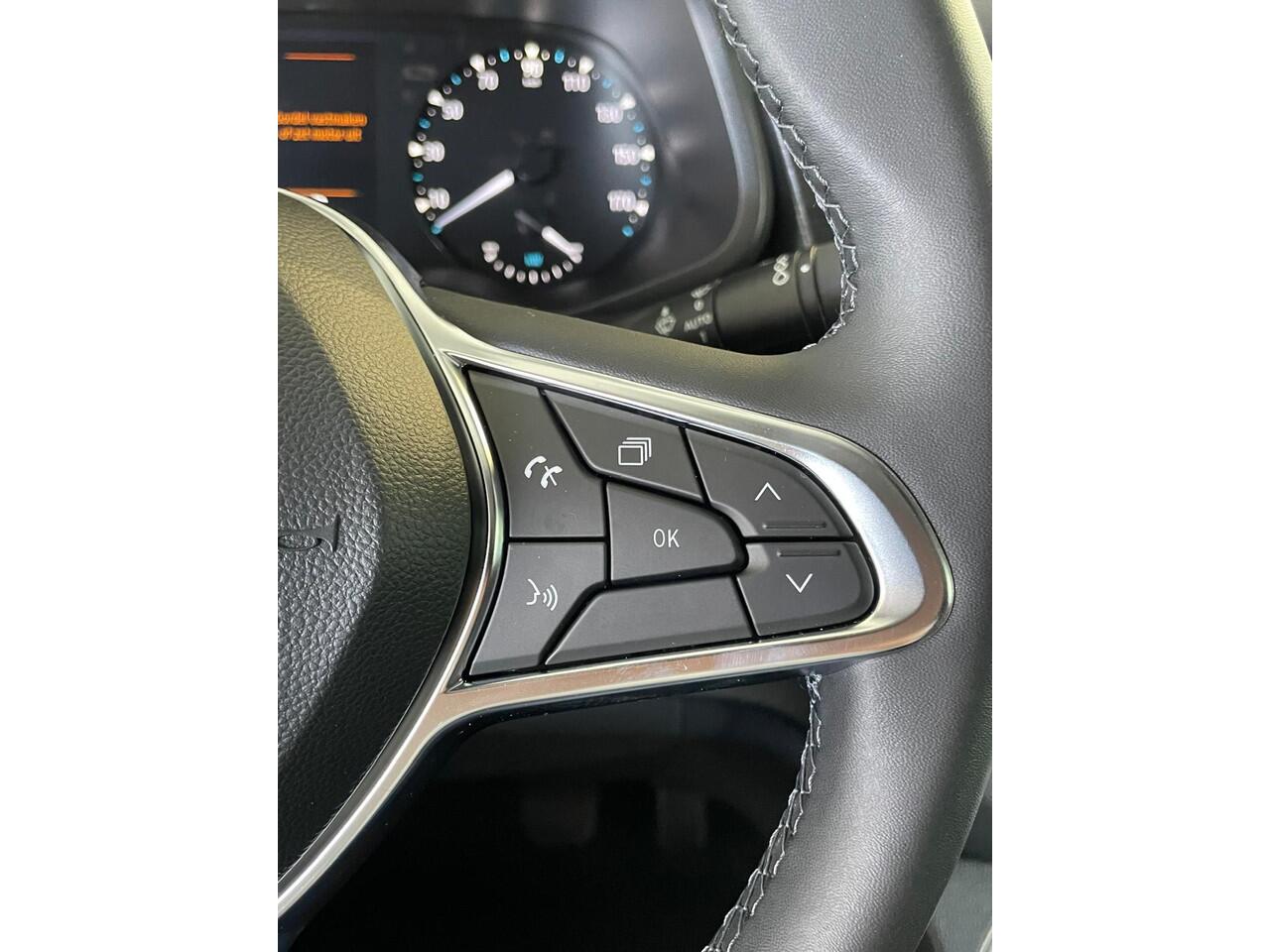 Renault TRAFIC E-Tech T29 L2H2 Advance 52 kWh Airco | Apple Carplay/Android auto | Camera