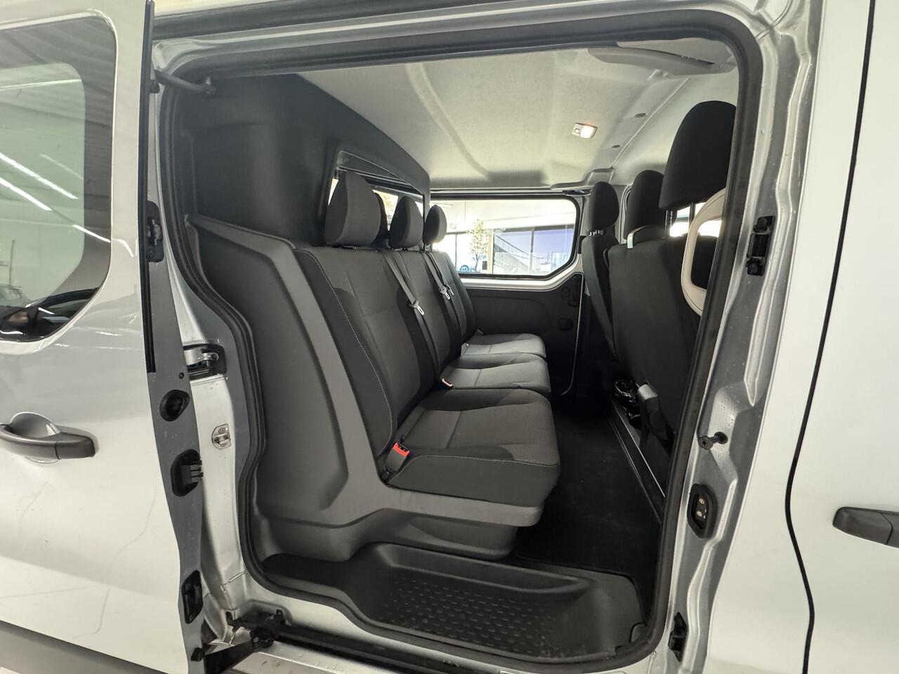 Renault TRAFIC 2.0 Blue dCi 130 T29 L2H1 Advance DC | Navigatie | Camera | Dubbele Cabine | Trekhaak | BPM Vrij |