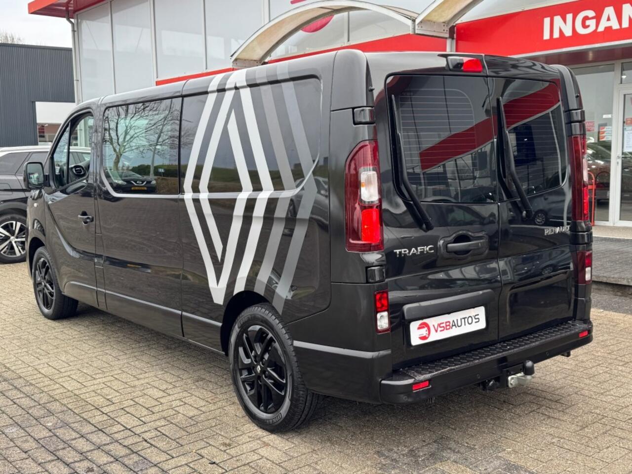 Renault TRAFIC 2.0 DCI 145PK DC L2H1 SPECIAL-EDITION NAVI CAMERA TREKHAAK DUBBEL-CABINE