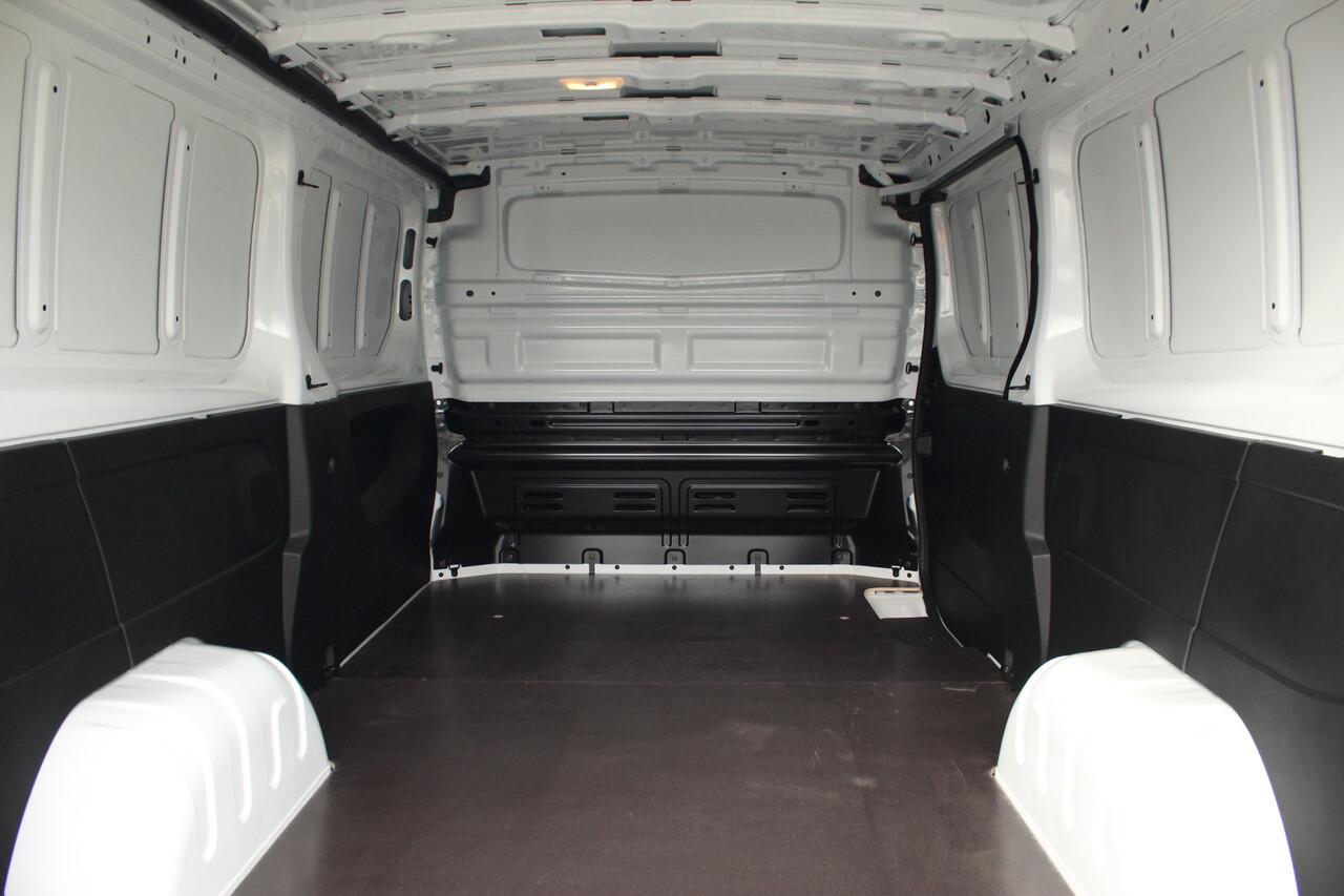 Renault TRAFIC 2.0 Blue dCi 150pk T30 L2H1 | Cruise | Carplay/Android | PDC | Lease 519,- p/m