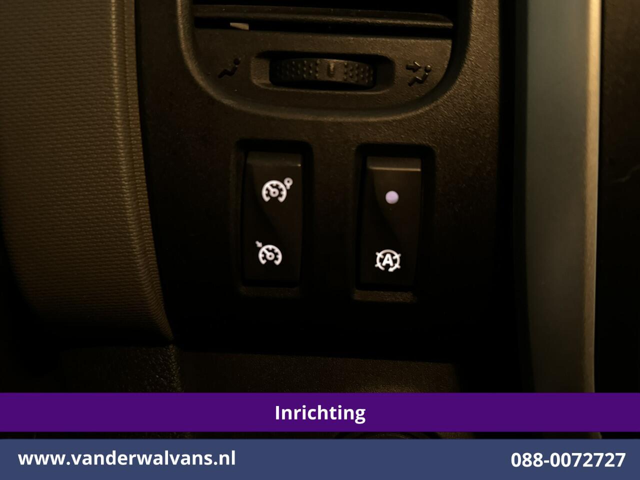 Renault TRAFIC 1.6 dCi L2H1 inrichting Euro6 Airco | Imperiaal | Navigatie | Cruisecontrol | Parkeersensoren trekhaak, bijrijdersbank