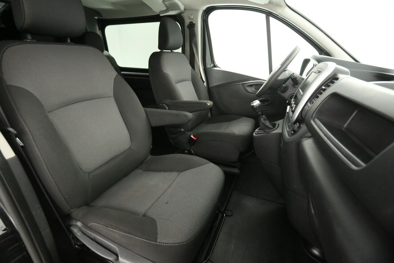 Renault TRAFIC 2.0 dCi T29 L2H1 | DC | Airco | Cruise | Trekh. | Navi | Parkeersens. | Imperiaal