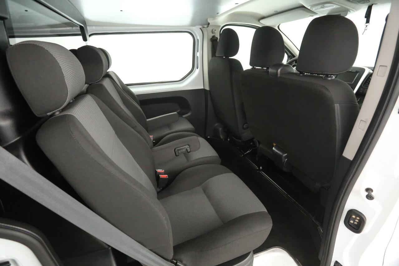 Renault TRAFIC 2.0 dCi T29 L2H1 | Euro6 | DC | 6-Zits | Airco | Cruise | Navi | Trekh. | Imperiaal | Parkeersens.