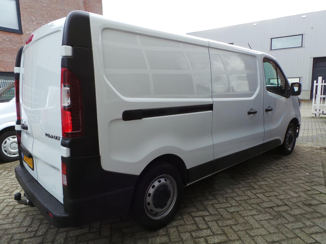 Renault TRAFIC 2.0 Blue dCi 110 T30 L2H1 Airco,Cruise,Pdc,Trekhaak