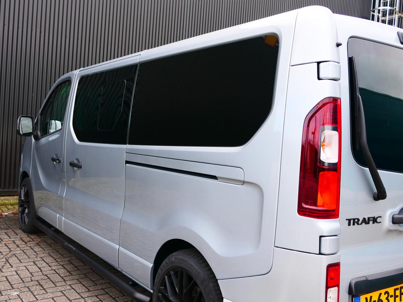 Renault TRAFIC 2.0 Blue dCi EDC 170 T29 L2H1 Luxe DC Demo, Deuren met ruit, Anniversary, 19"LMV, Adaptive Cruise, Sidebars, Betimmering