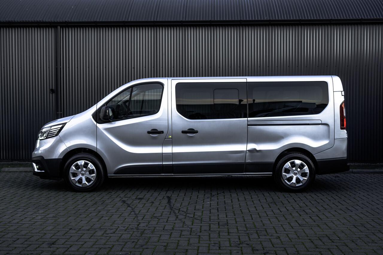 Renault TRAFIC Blue dCi 150PK | L2H1 | 9-Zits | IN BPM/BTW | LED | Canera | Navi | Zijschuifdeur R+L | Cruise | Airco | PDC | Euro 6