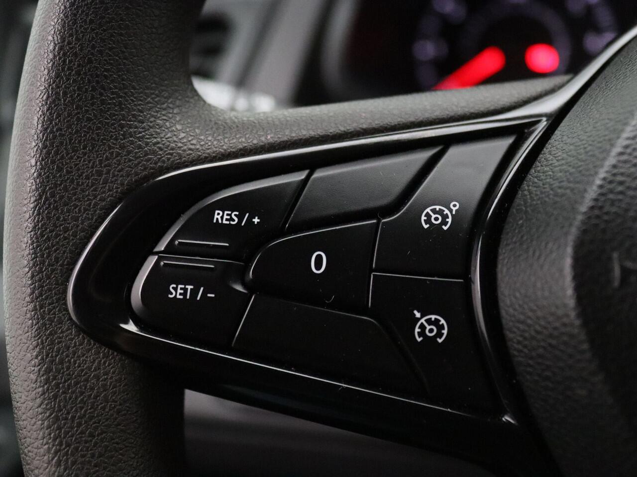 Renault TRAFIC dCi 110pk T30 L2H1 Comfort Climate | Leder | Parkeersensoren A. | Trekhaak