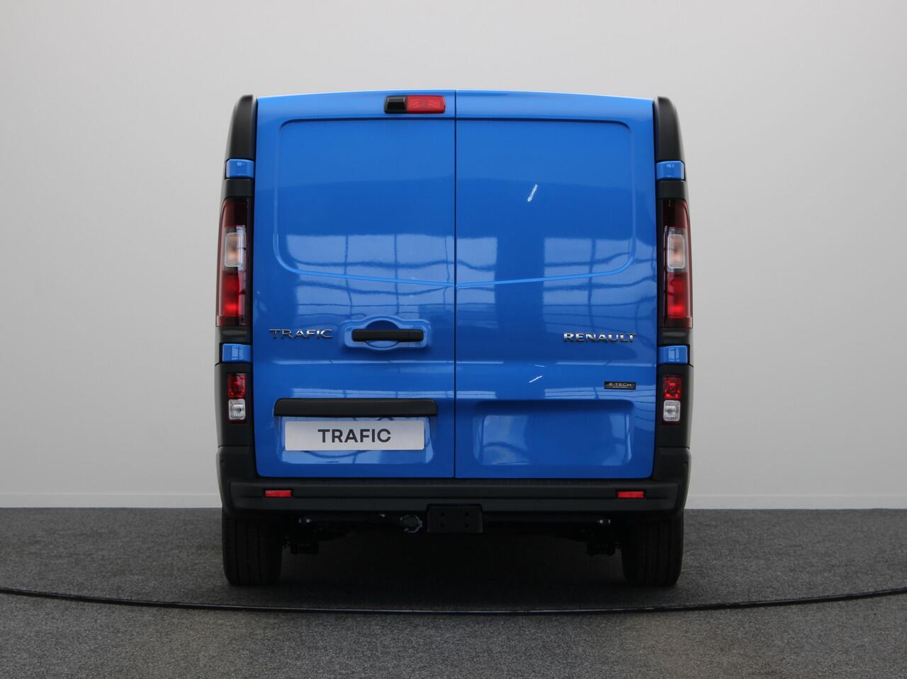 Renault TRAFIC Comfort - Gesloten Bestel E-TECH Electric 120 | Trekhaak | Parkeersensoren rondom | All season banden | Schuifdeur recht met raam |