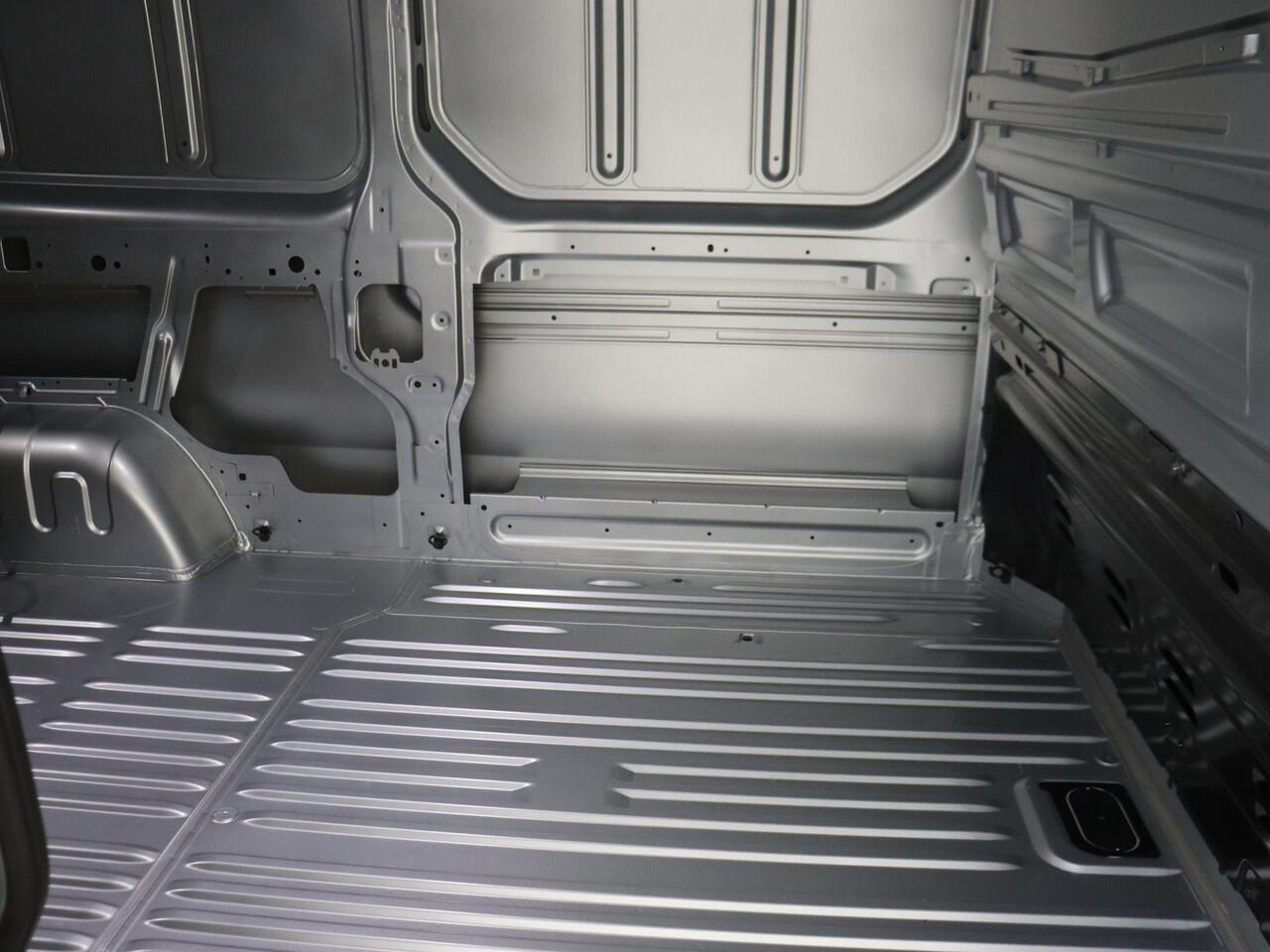 Renault TRAFIC E-Tech T29 L2H1 Advance 52 kWh | NIEUW ! | Navigatie | Carplay | Cruise Control & Snelheidbegrenzer | FULL LED verlichting |