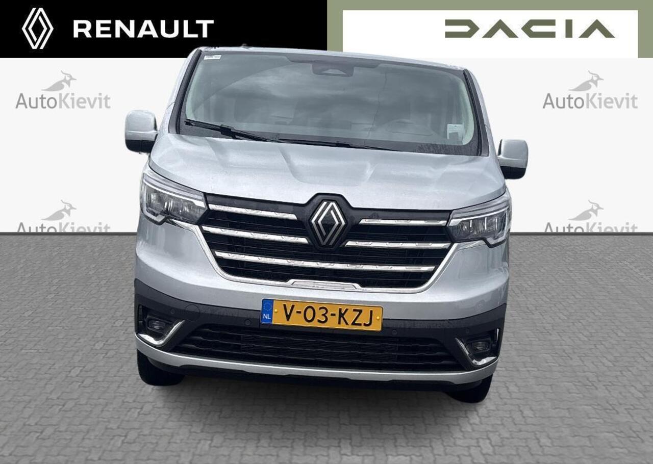 Renault TRAFIC 2.0 Blue dC1 150 T30 L2H1 Extra - Reservewiel / Alarm / 17\" lichtmetalen velgen 'Avens Noir Diamantée' in aluminium en zwart,Houten laadvloer