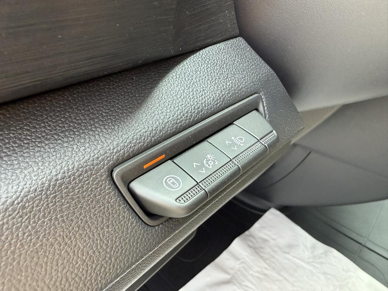 Renault TRAFIC 2.0 Blue dC1 150 EDC T30 L2H1 Advance