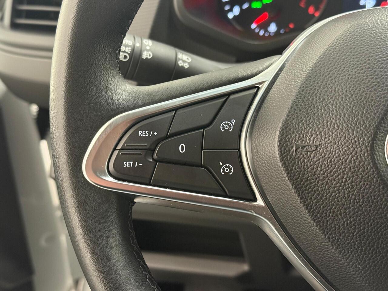 Renault TRAFIC 2.0 DCI 150PK L2H1 Dubbele Cabine Work Edition Airco Cruise Control Navi Parkeersensoren Voor & Achter Camera