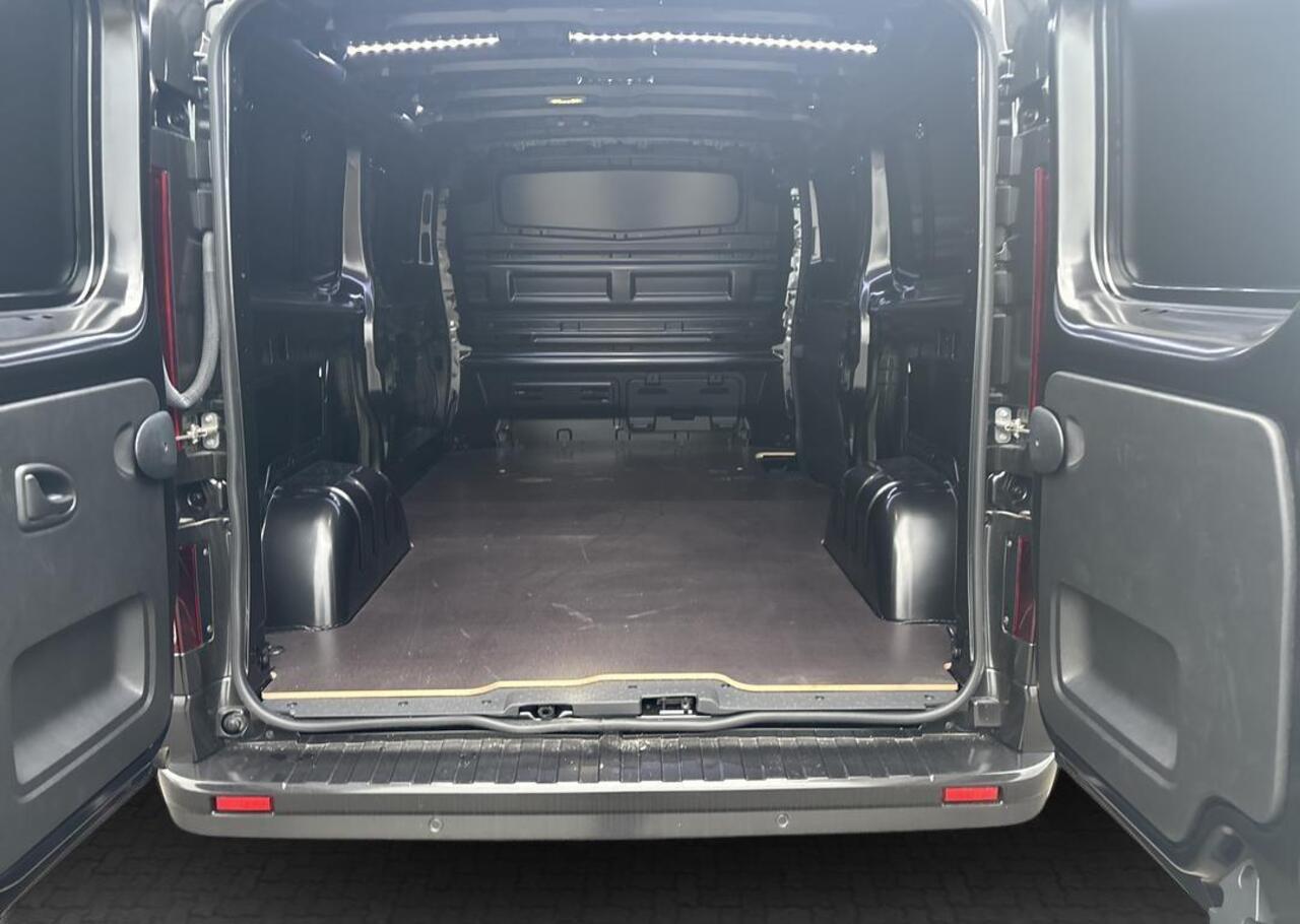 Renault TRAFIC 2.0 Blue dCi 170 T30 L2H1 Extra - Reservewiel / Alarm / 17\" lichtmetalen velgen Noir - Houten laadvloer