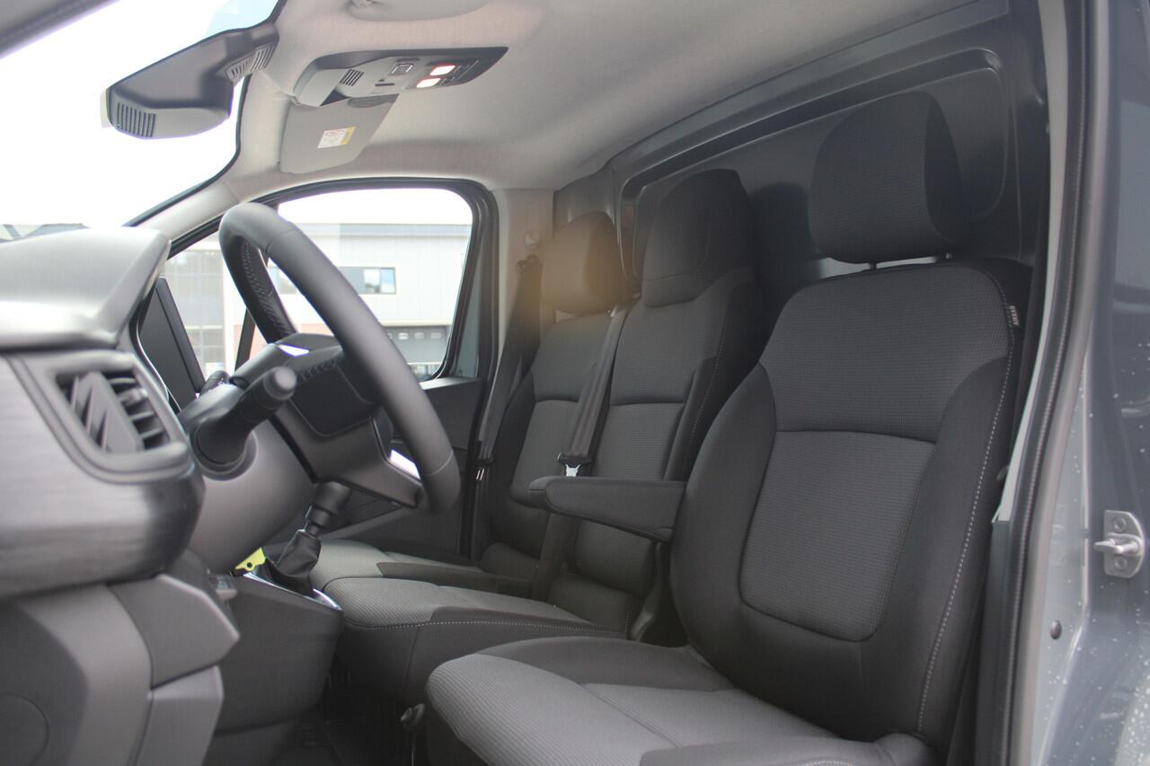 Renault TRAFIC 2.0 Blue dCi 130pk T30 L2H1 Advance - 2x Schuifdeur - Achteruitrijcamera - Carplay - Android - Allseason - Trekhaak - Rijklaar