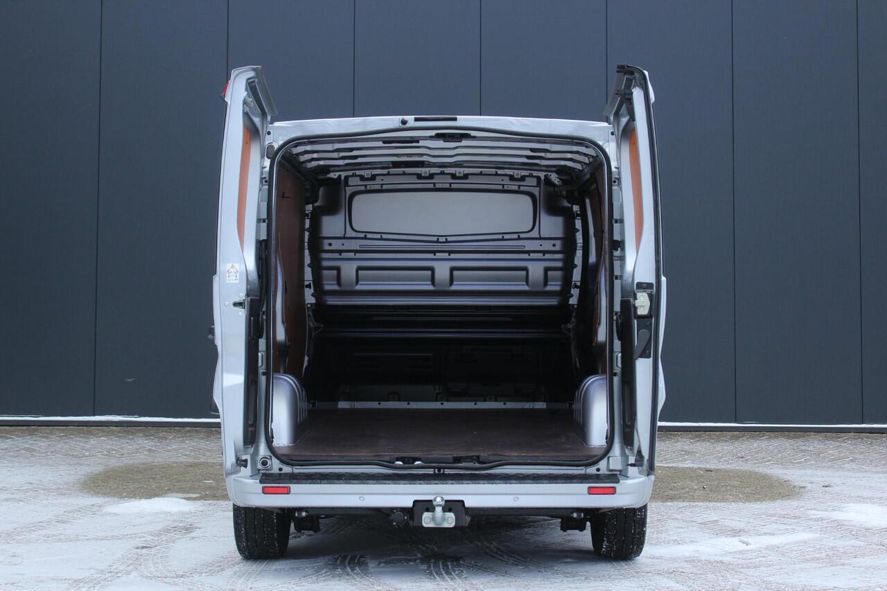 Renault TRAFIC 2.0 Blue dC1 150Pk EDC T30 L2H1 Extra | Anniversary Edition | Navigatie | Draadloze Apple & Android Carplay | Parkeersensoren & Camera | Trekhaak | Laadruimte afwerking | Lichtmetalen Velgen |