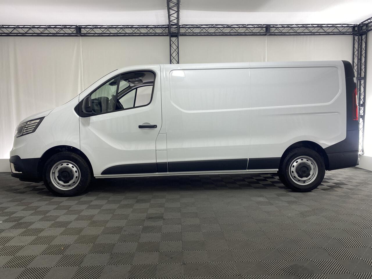 Renault TRAFIC 2.0 Blue dC1 150 T30 L2H1 Automaat | BPM VRIJ!!! | Apple Carplay | Cruise Control | Airco | Trekhaak |