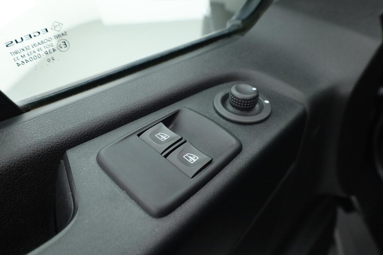 Renault TRAFIC 2.0 dCi 120pk L2H1 Business | Aut. Airco | Camera | Navi | Trekhaak