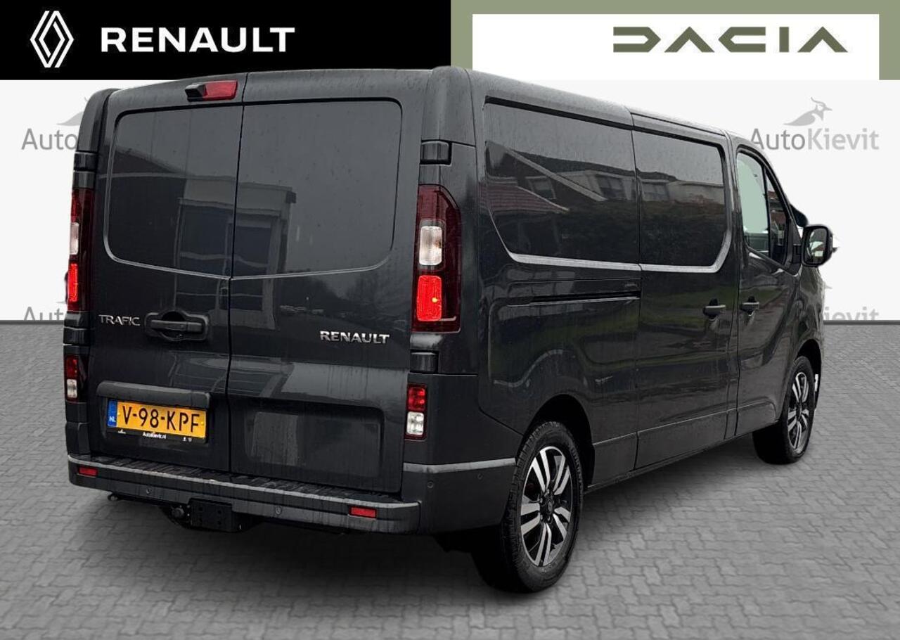 Renault TRAFIC 2.0 Blue dCi 170 EDC T30 L2H1 Extra - Alarm / Trekhaak / Houten laadvloer / Zijschuifdeur links zonder ruit / 17" lichtmetalen velgen / Reservewiel