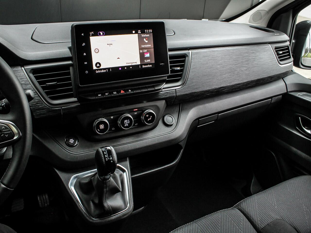 Renault TRAFIC 2.0 BluedCi 170PK Automaat Extra Bestelwagen | BPM VRIJ! | LED KOPLAMPEN | KEYLESS | CAMERA | CRUISECONTROL | BETIMMERING | TREKHAAK |